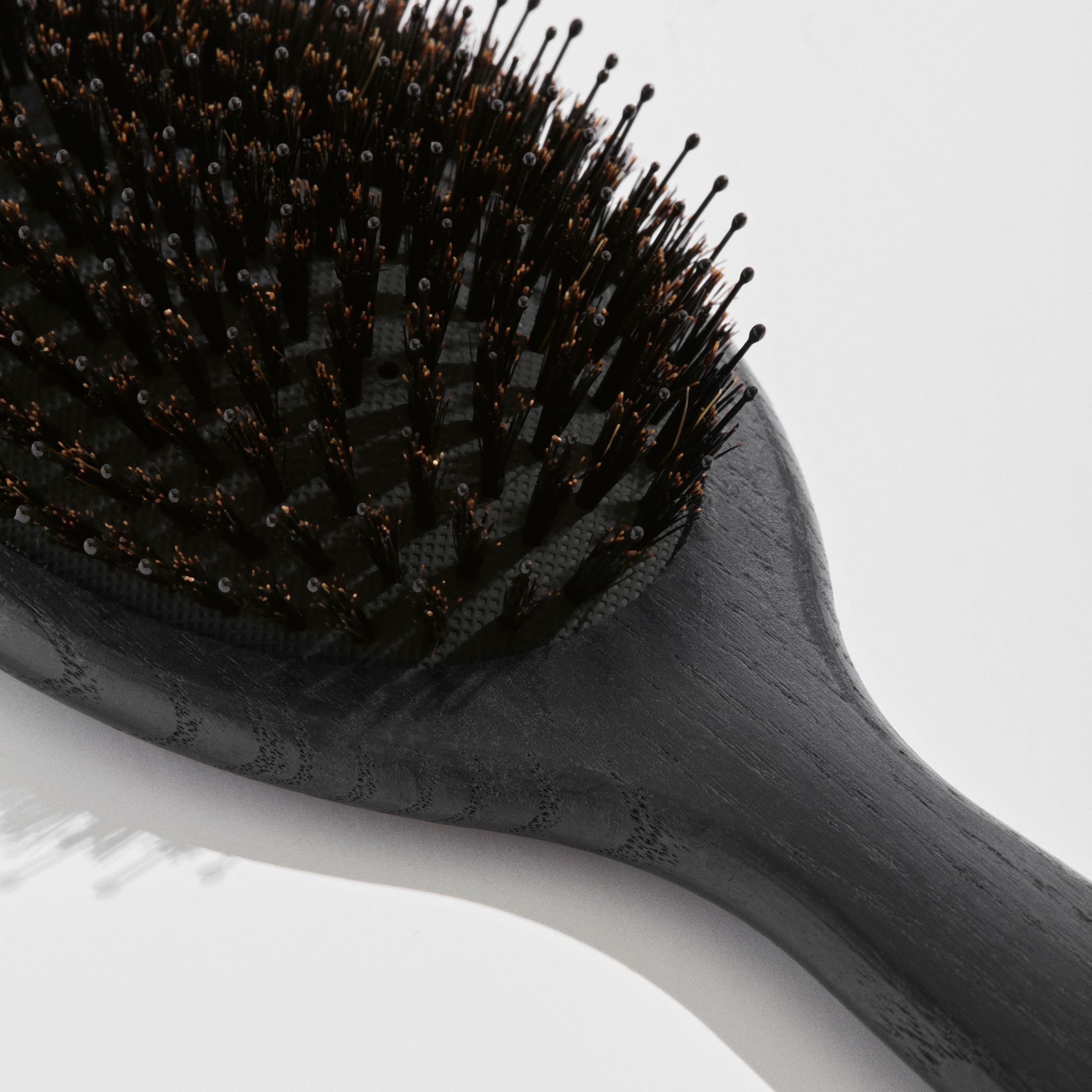 REVITALIZING HAIR BRUSH LARGE Accessories NUORI 