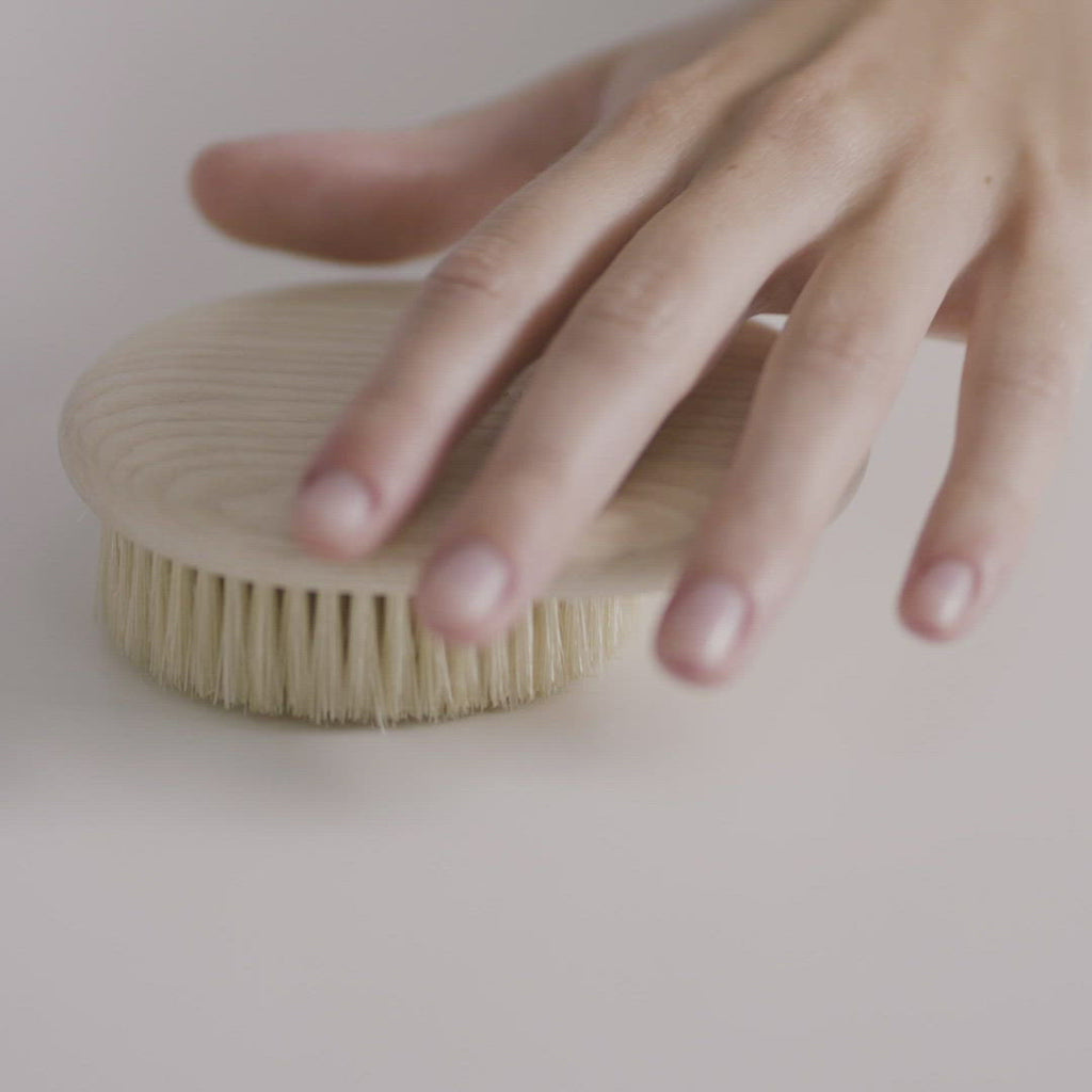 SMOOTHING BODY BRUSH / BLACK